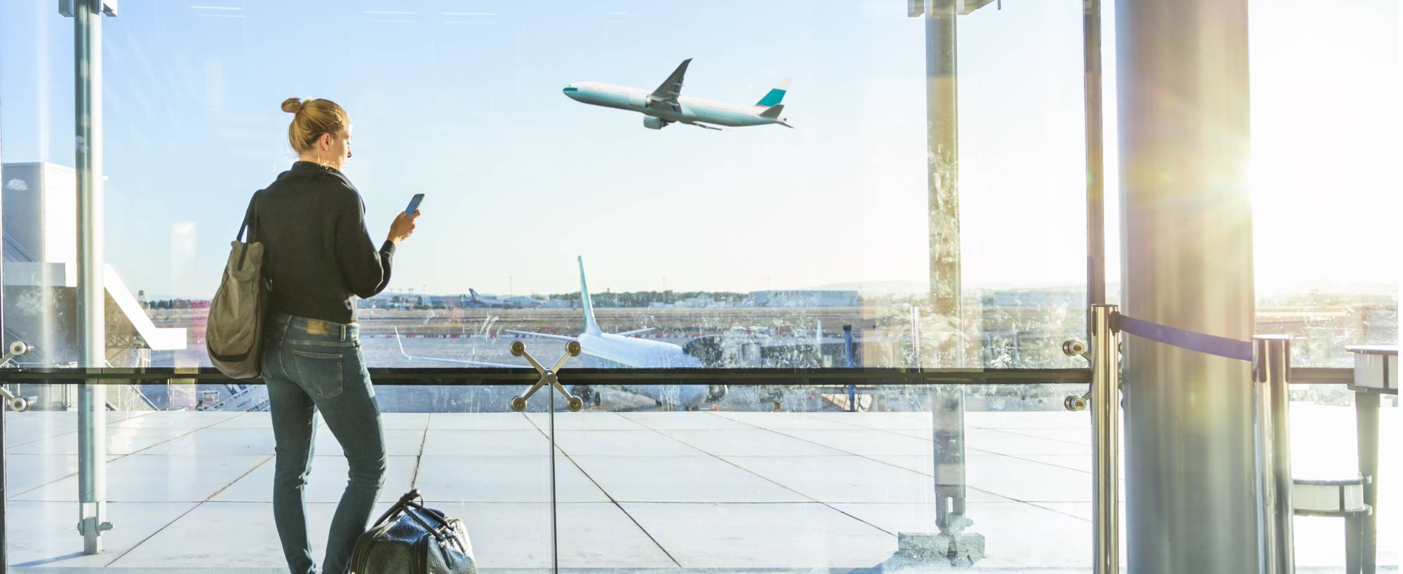 Passagier wartend am Flughafen